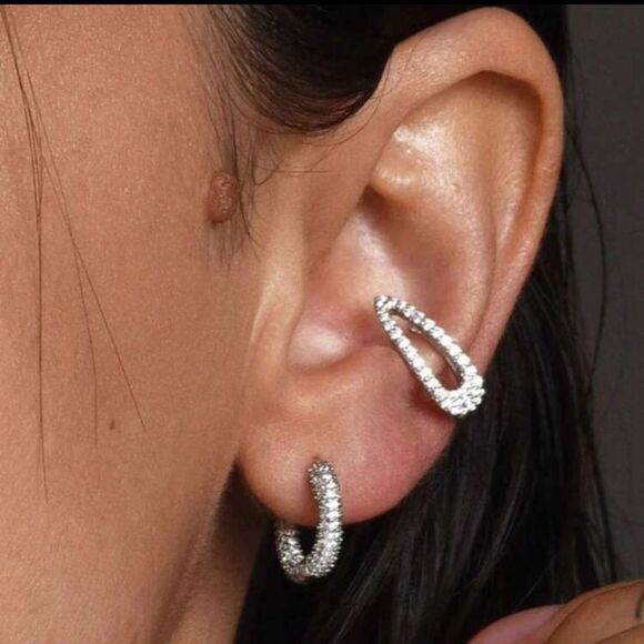 Elegant Silver cuff A1402 - Picture 1 of 5